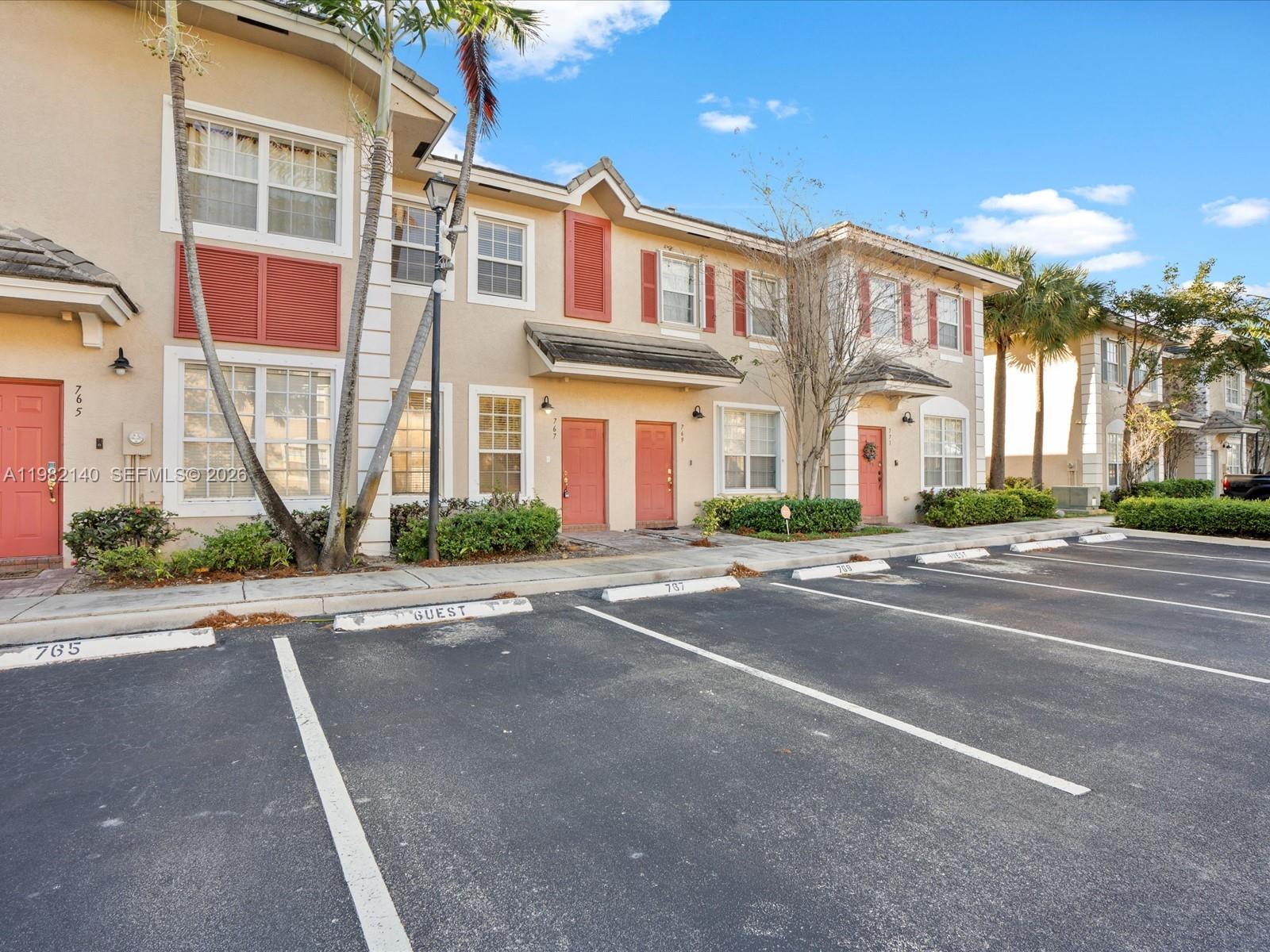 767 NW 42nd Ave Plantation, FL 33317