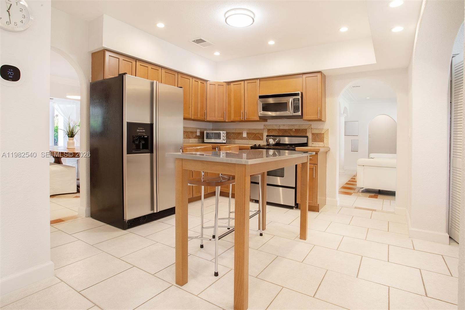 100 SW 26th Rd Miami, FL 33129