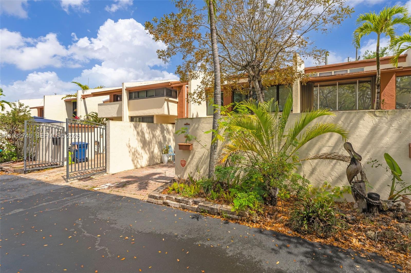 7825 SW 103rd Pl Miami, FL 33173