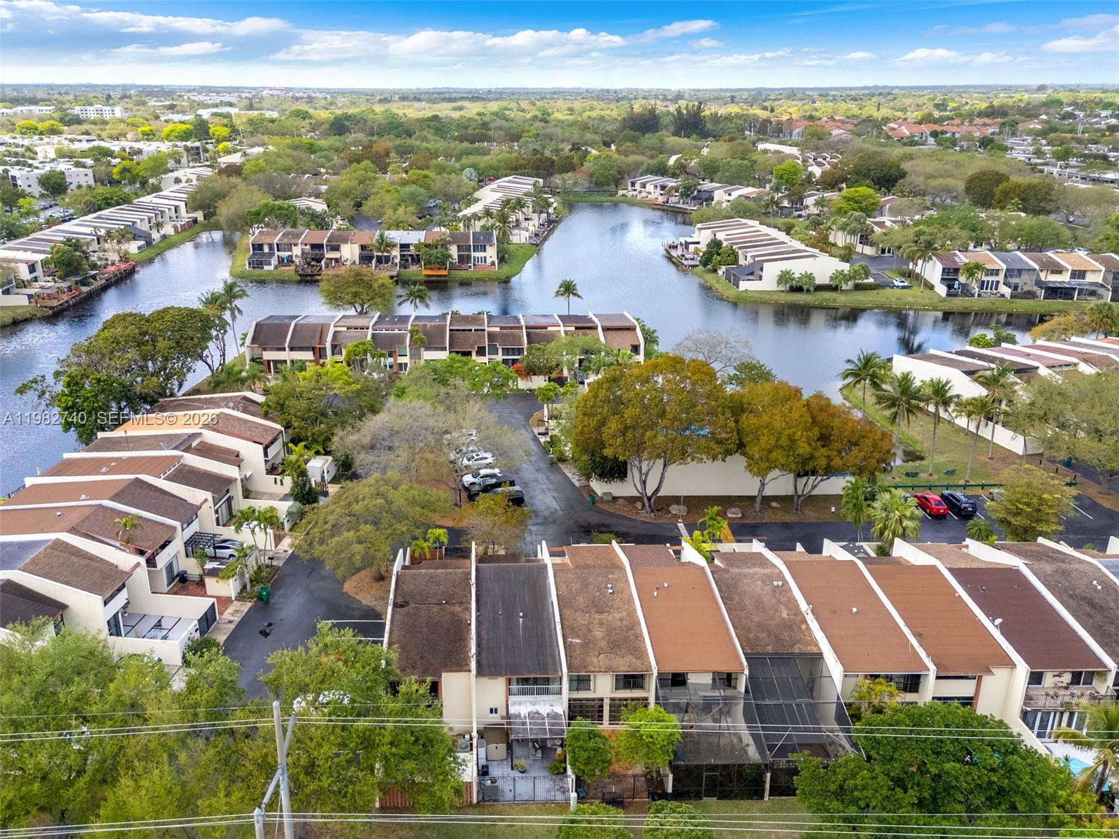 7825 SW 103rd Pl Miami, FL 33173