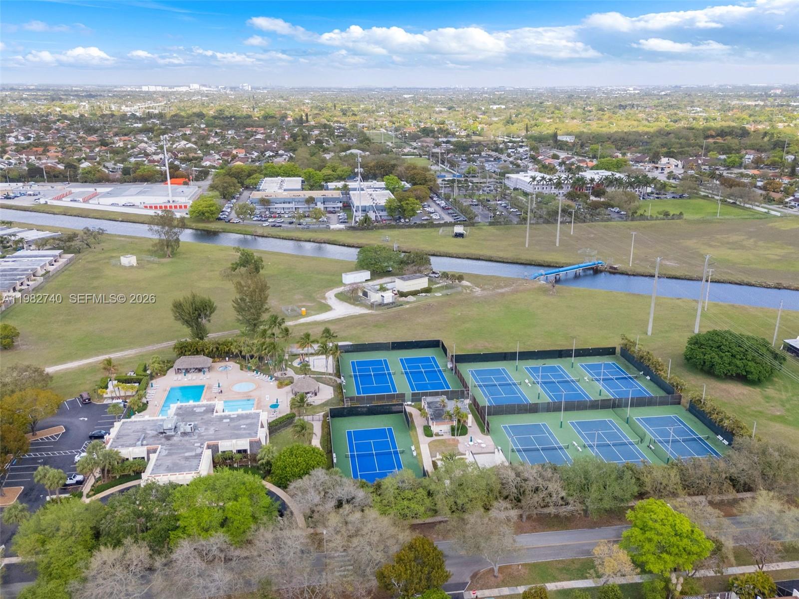 7825 SW 103rd Pl Miami, FL 33173