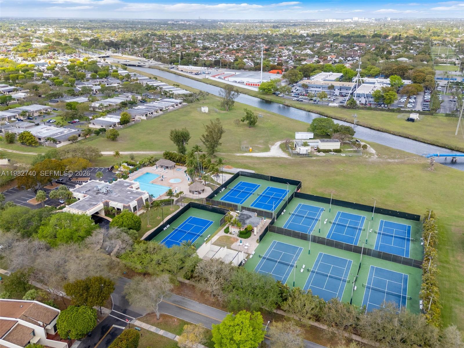 7825 SW 103rd Pl Miami, FL 33173