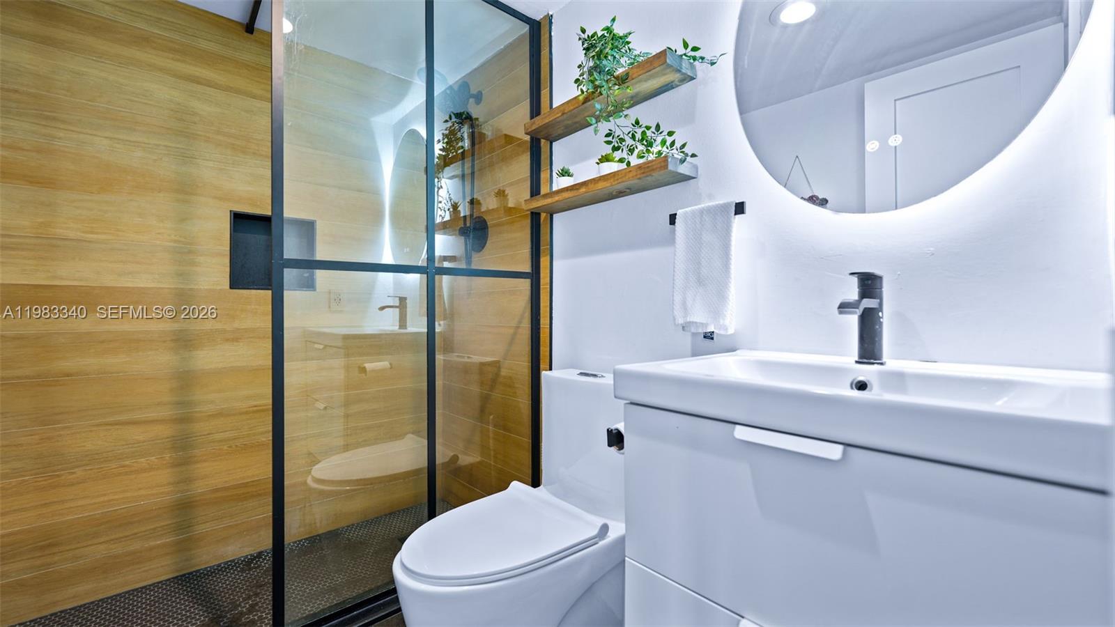 2750 NE 183rd St #1610 Aventura, FL 33160