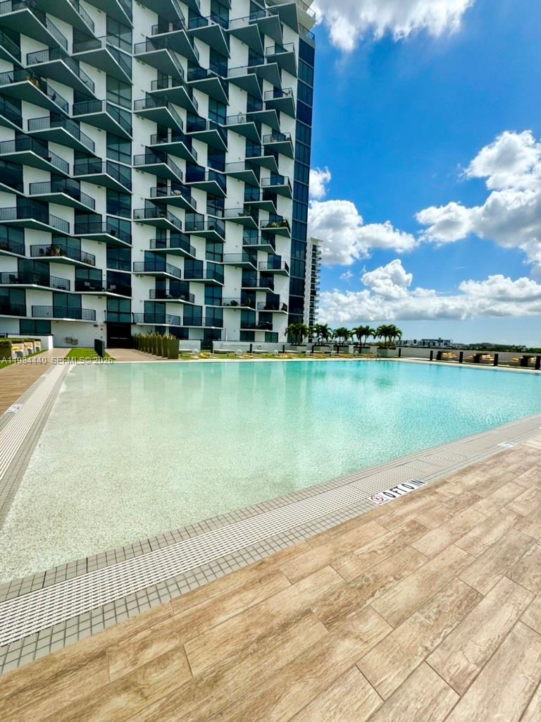 5252 NW 85th Ave #1407