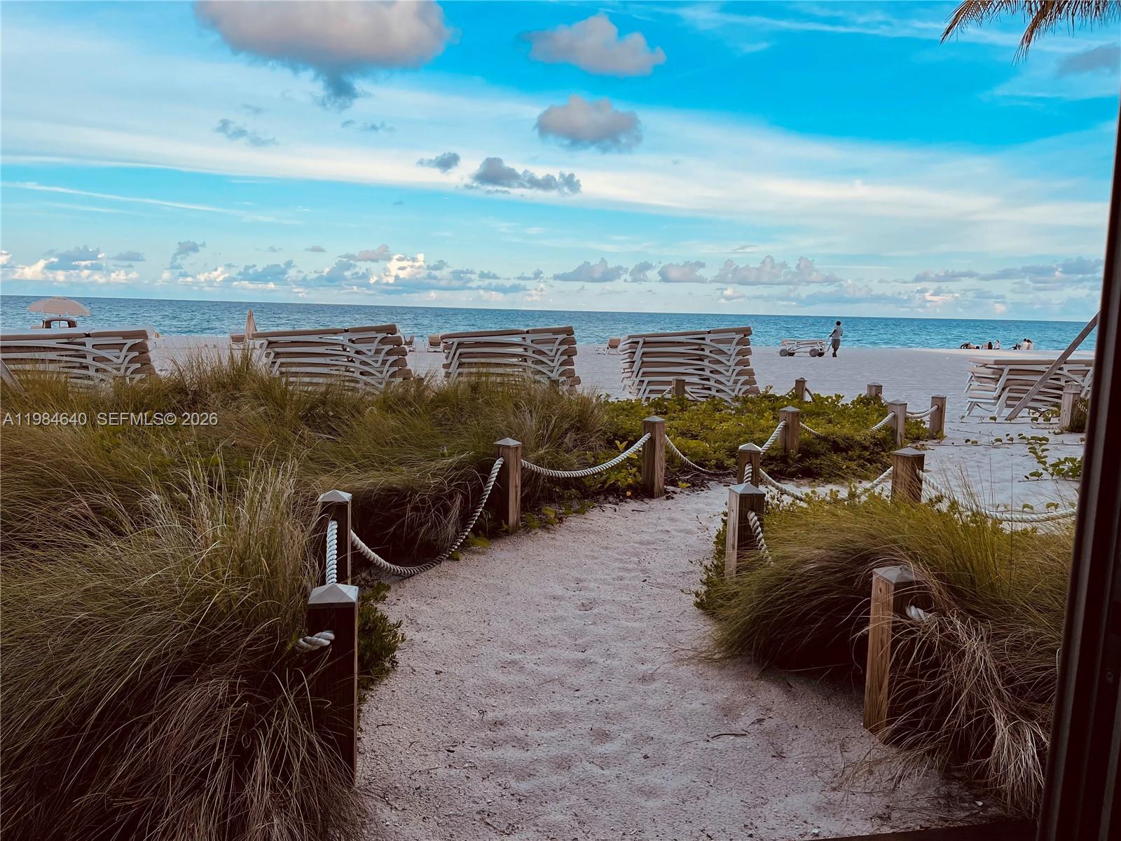 18975 Collins Ave #Cabana 8 Sunny Isles Beach, FL 33160