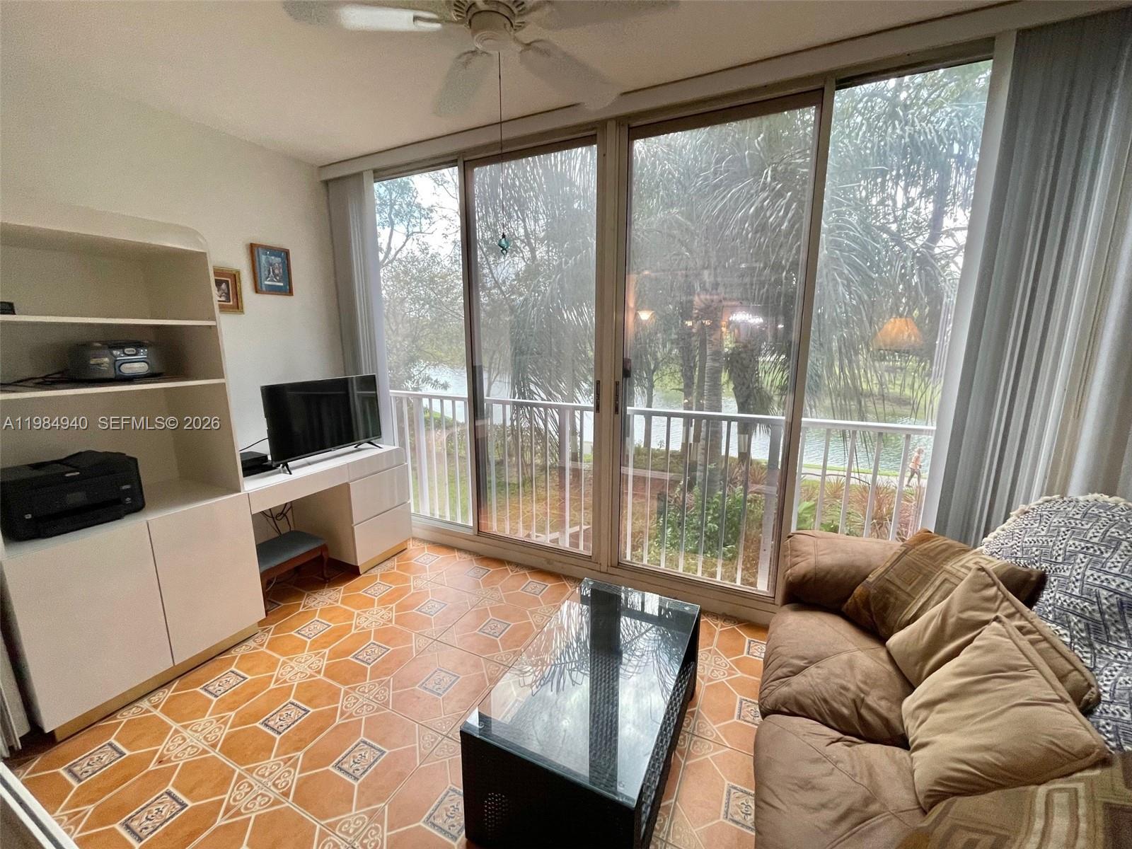 3850 Washington St #214 Hollywood, FL 33021