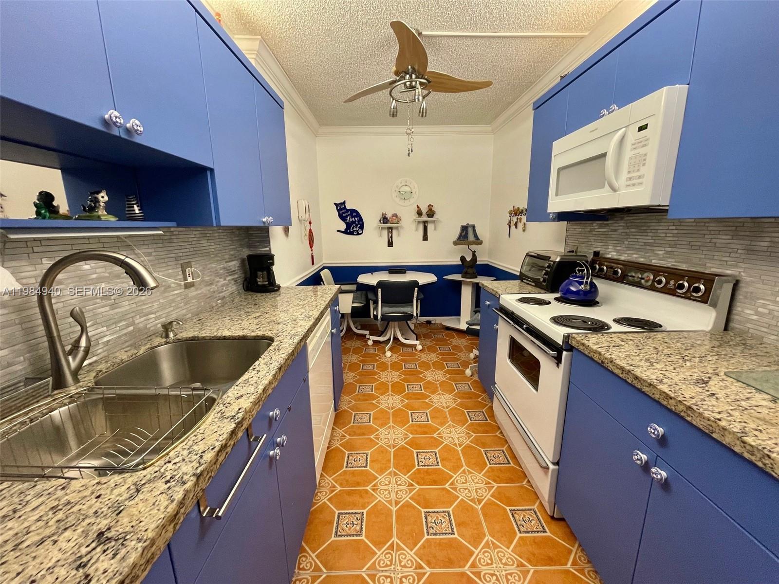 3850 Washington St #214 Hollywood, FL 33021