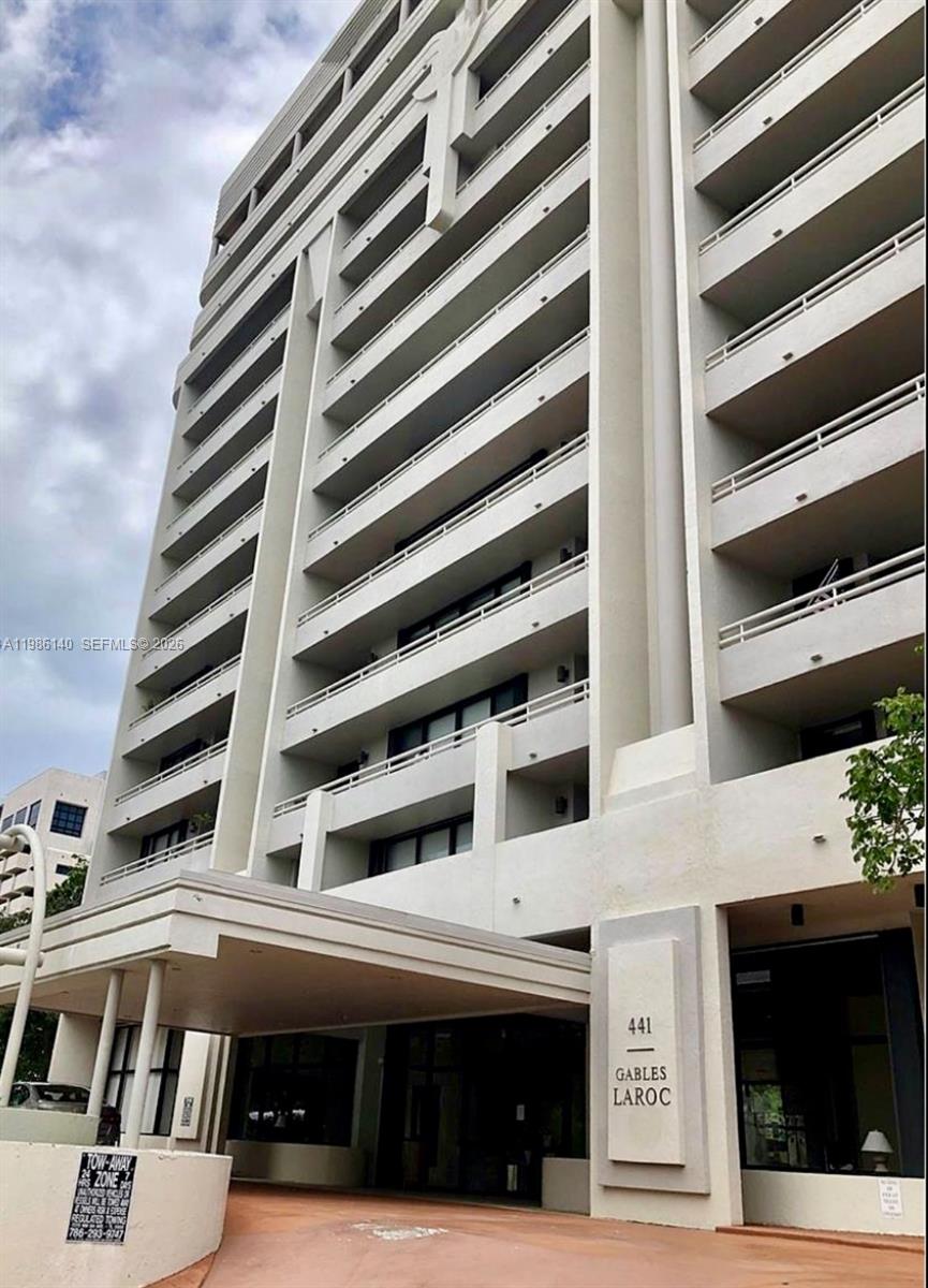 441 Valencia Ave #803