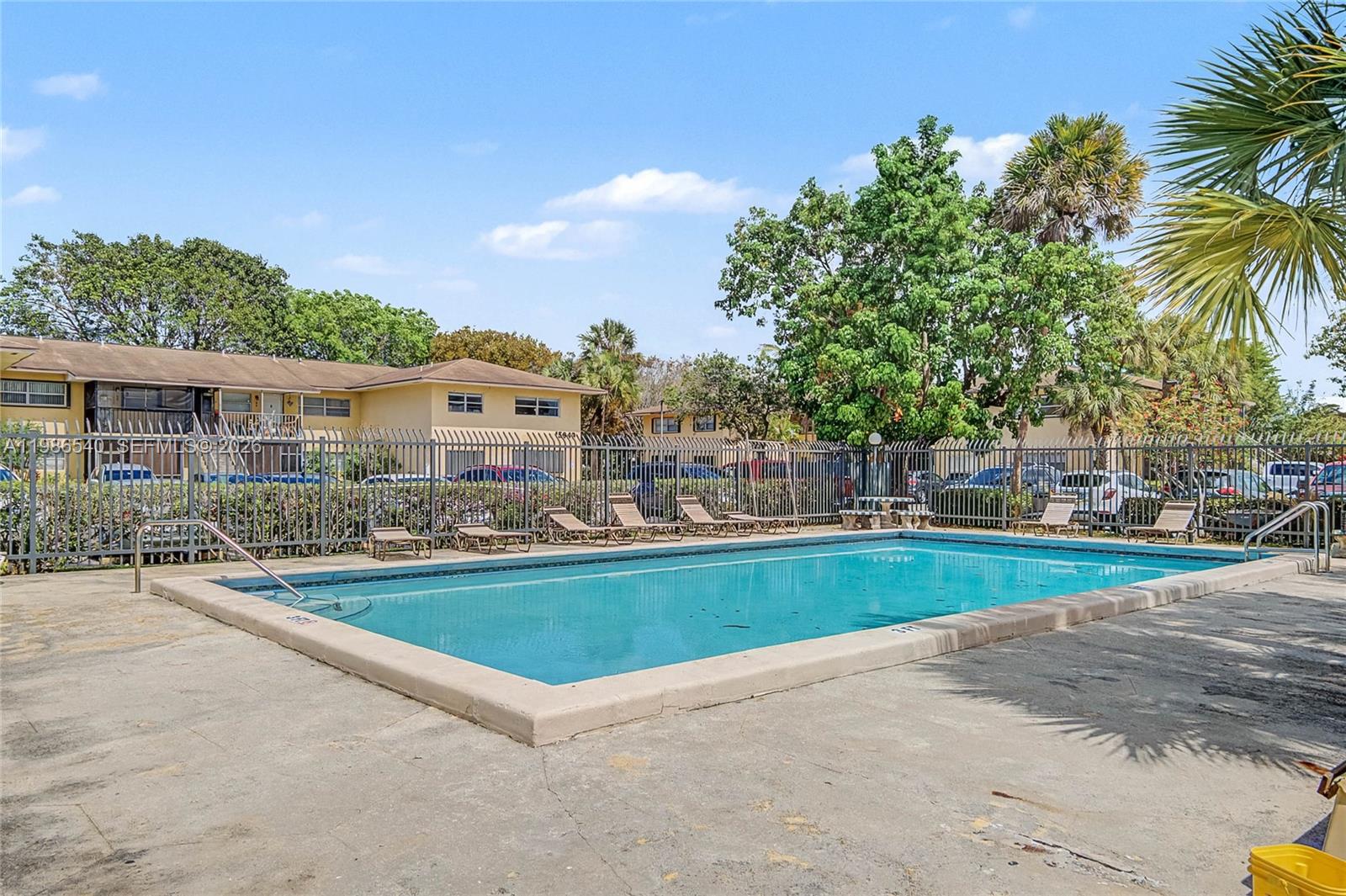 15619 SW 73rd Cir Ter #10-4 Miami, FL 33193