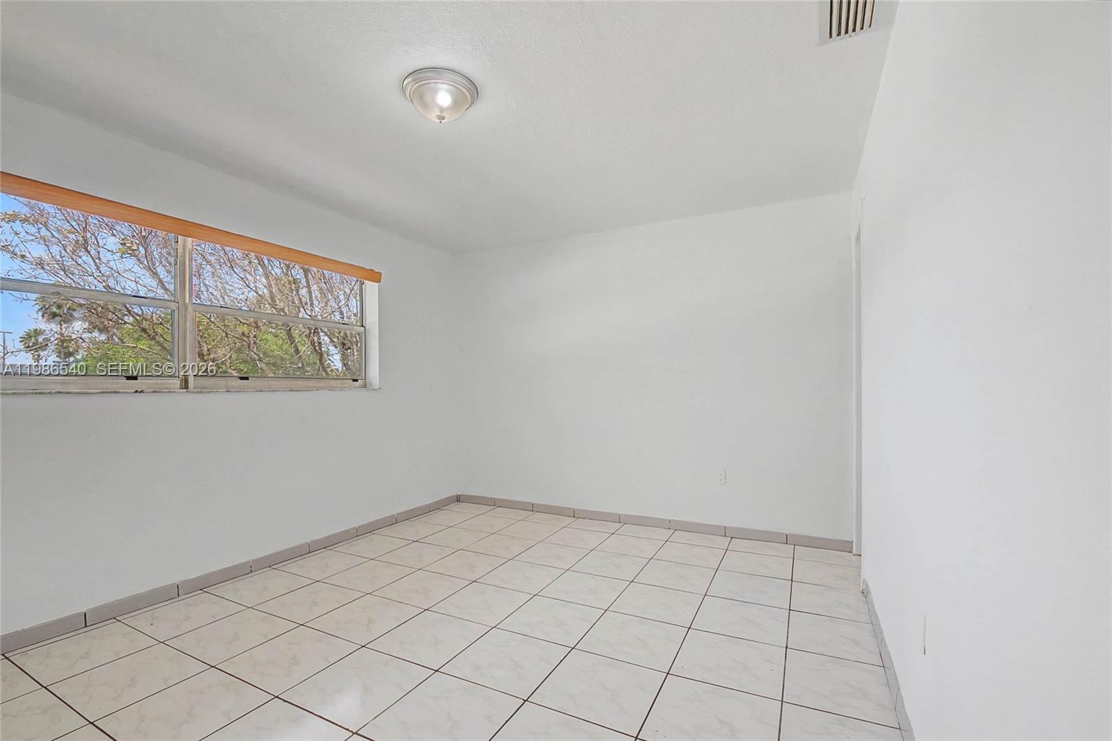 15619 SW 73rd Cir Ter #10-4 Miami, FL 33193