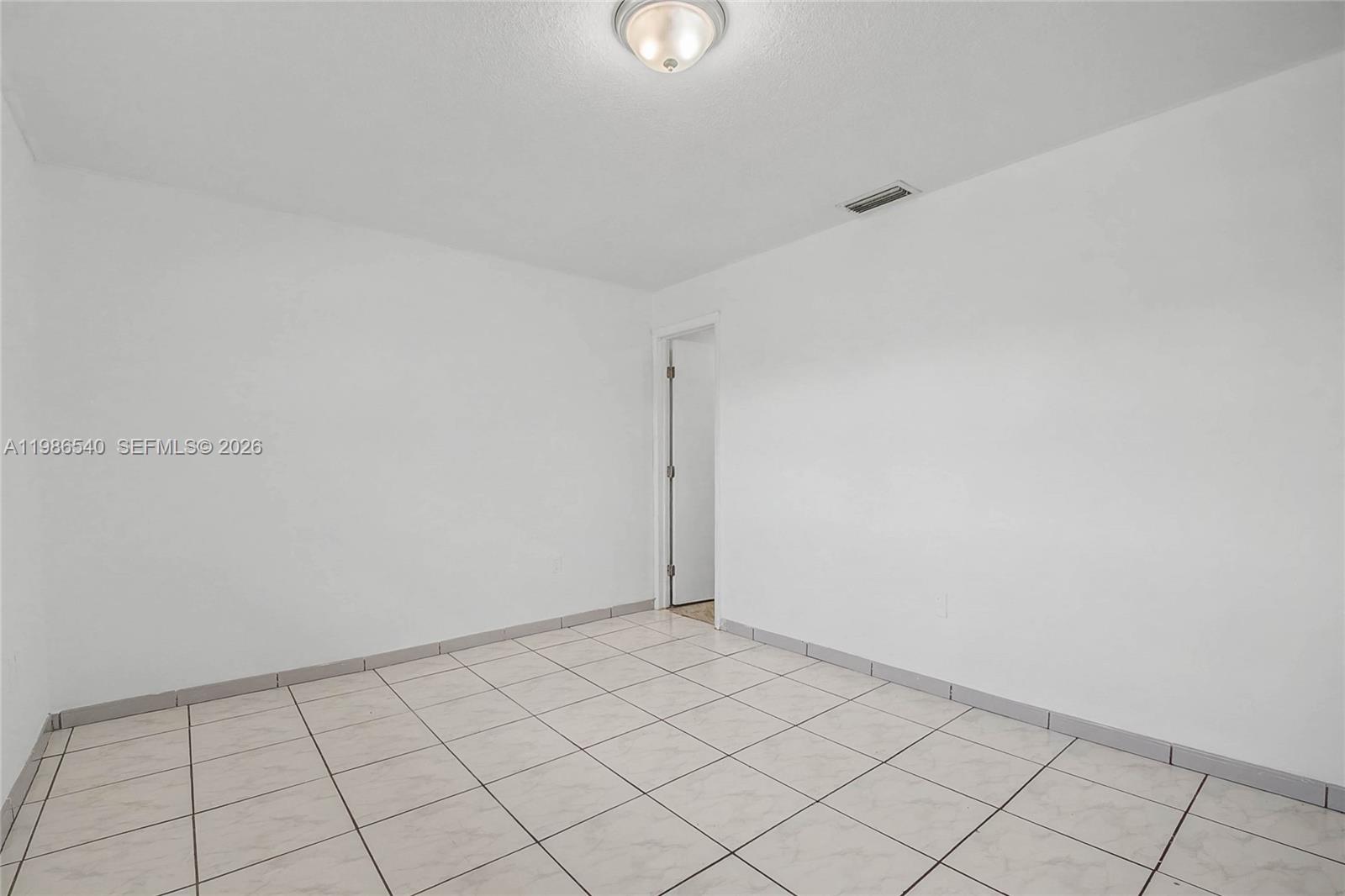 15619 SW 73rd Cir Ter #10-4 Miami, FL 33193