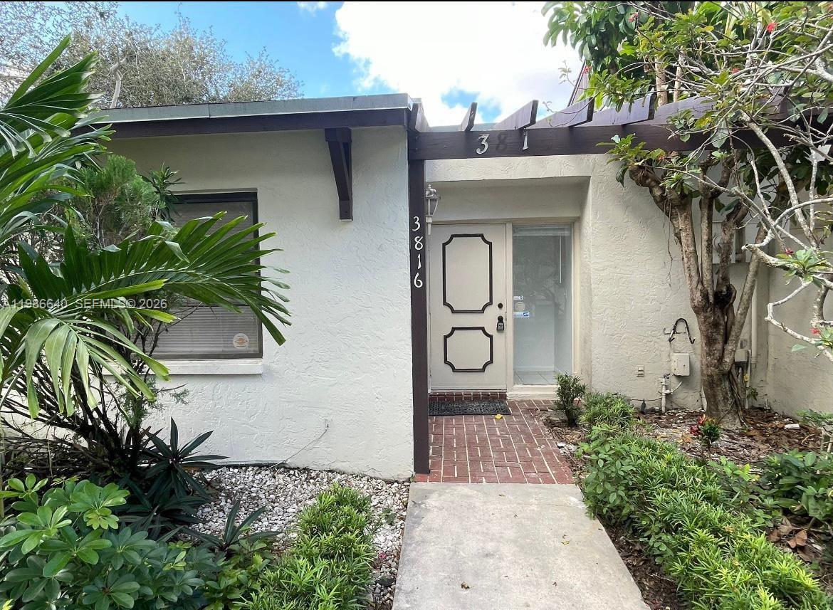 3816 SW 68th Way #14-F