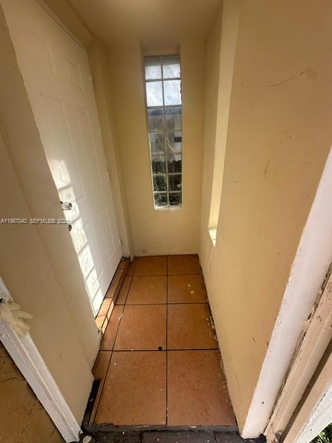 6321 NW 20th Ave Miami, FL 33147