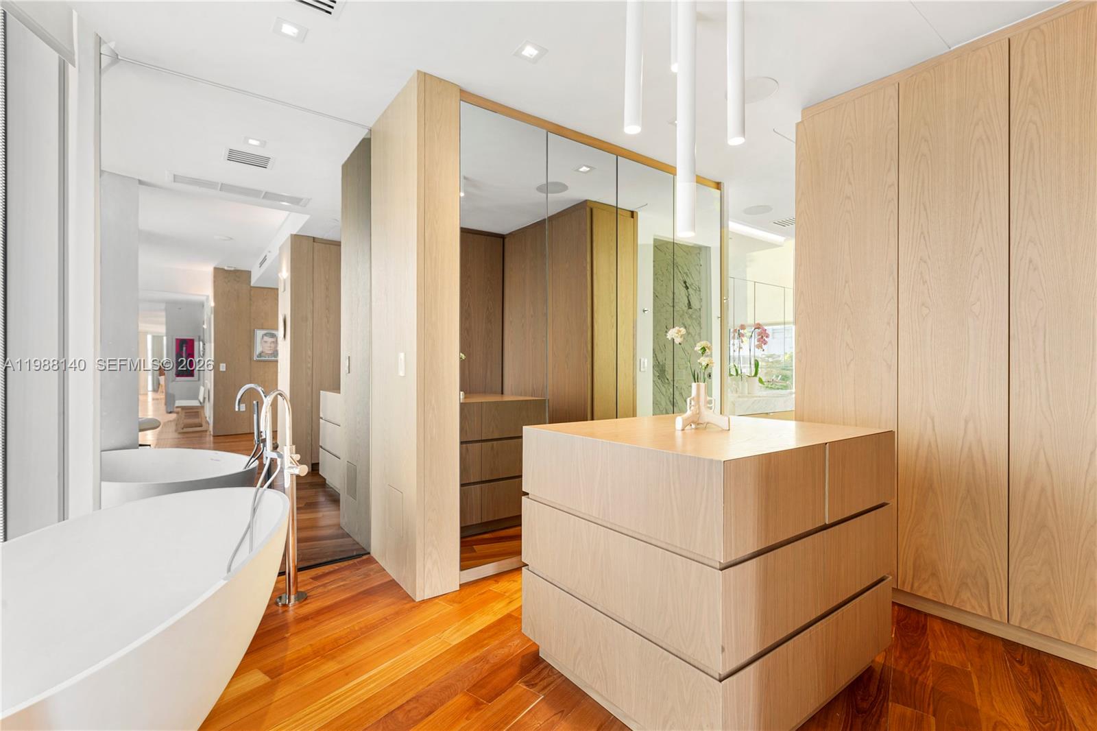 image Monad Terrace15