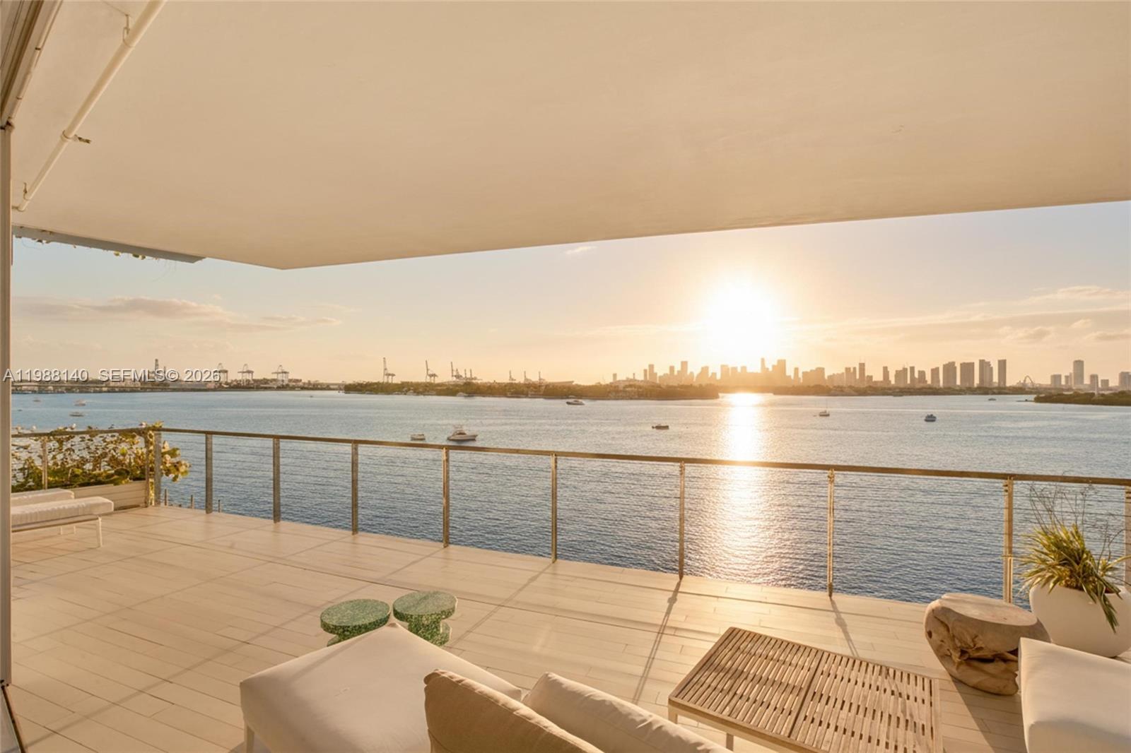 image Monad Terrace26