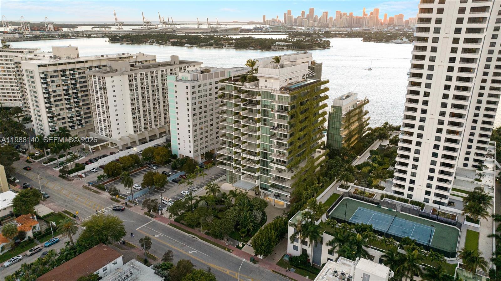 image Monad Terrace41