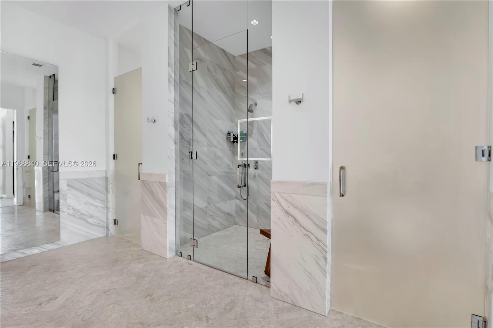 2811 S Bayshore Dr #4A Miami, FL 33133