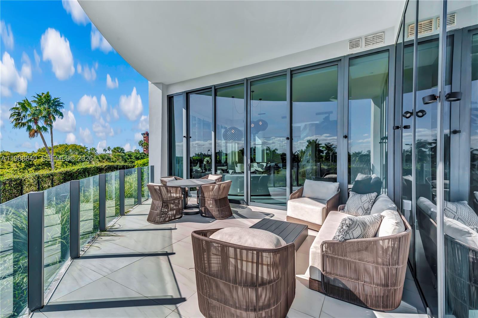 2811 S Bayshore Dr #4A Miami, FL 33133