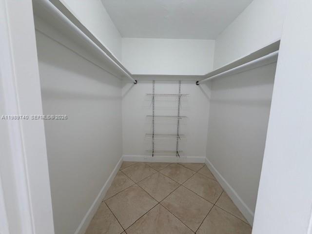 17890 W Dixie Hwy 702 Hwy #702 North Miami Beach, FL 33160