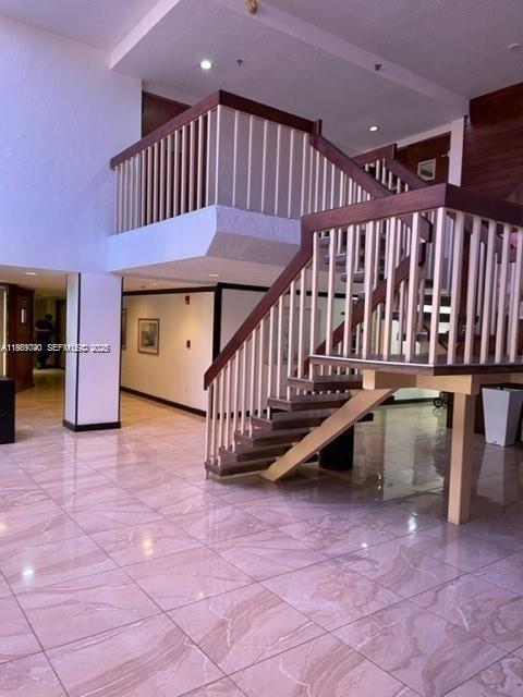 17890 W Dixie Hwy 702 Hwy #702 North Miami Beach, FL 33160