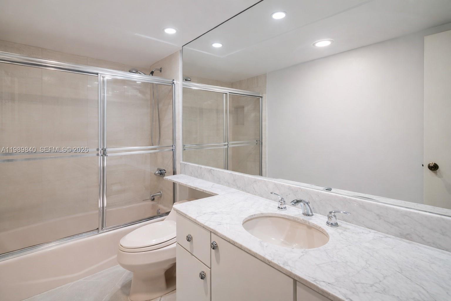 1121 Crandon Blvd #F206 Key Biscayne, FL 33149