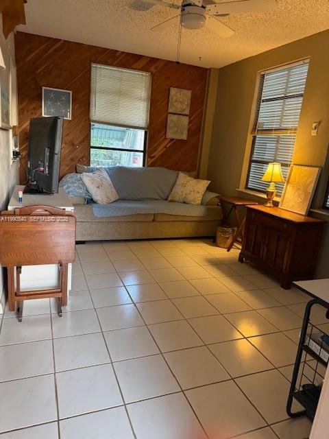 1570 NE 15th St Homestead, FL 33033