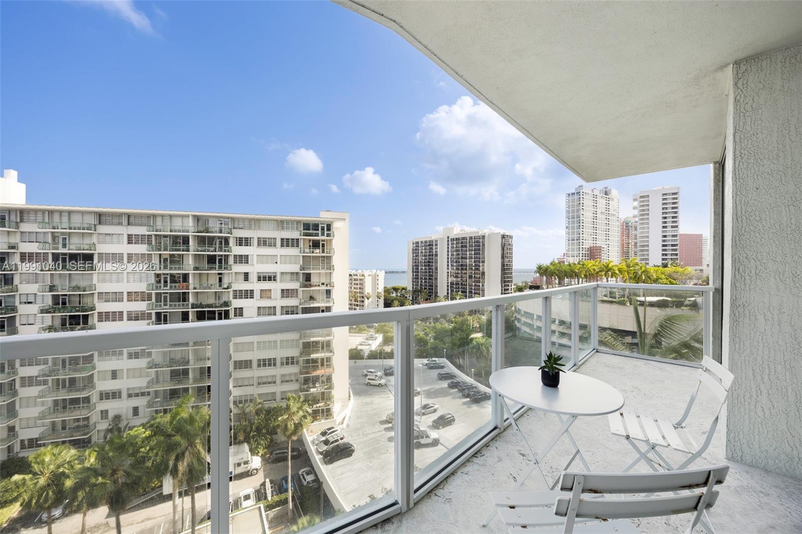image Emerald at Brickell1