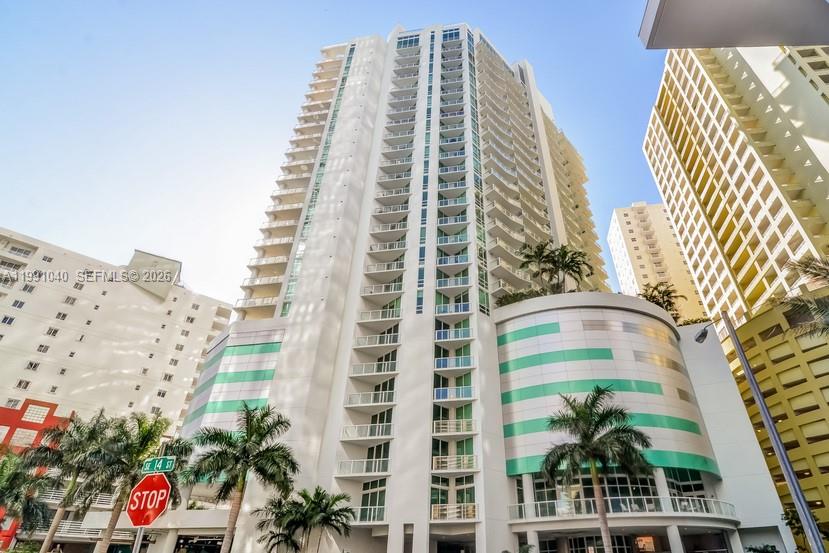 image Emerald at Brickell28