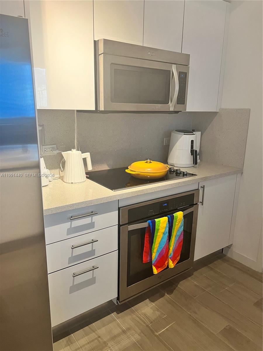 image Nine at Mary Brickell Village6