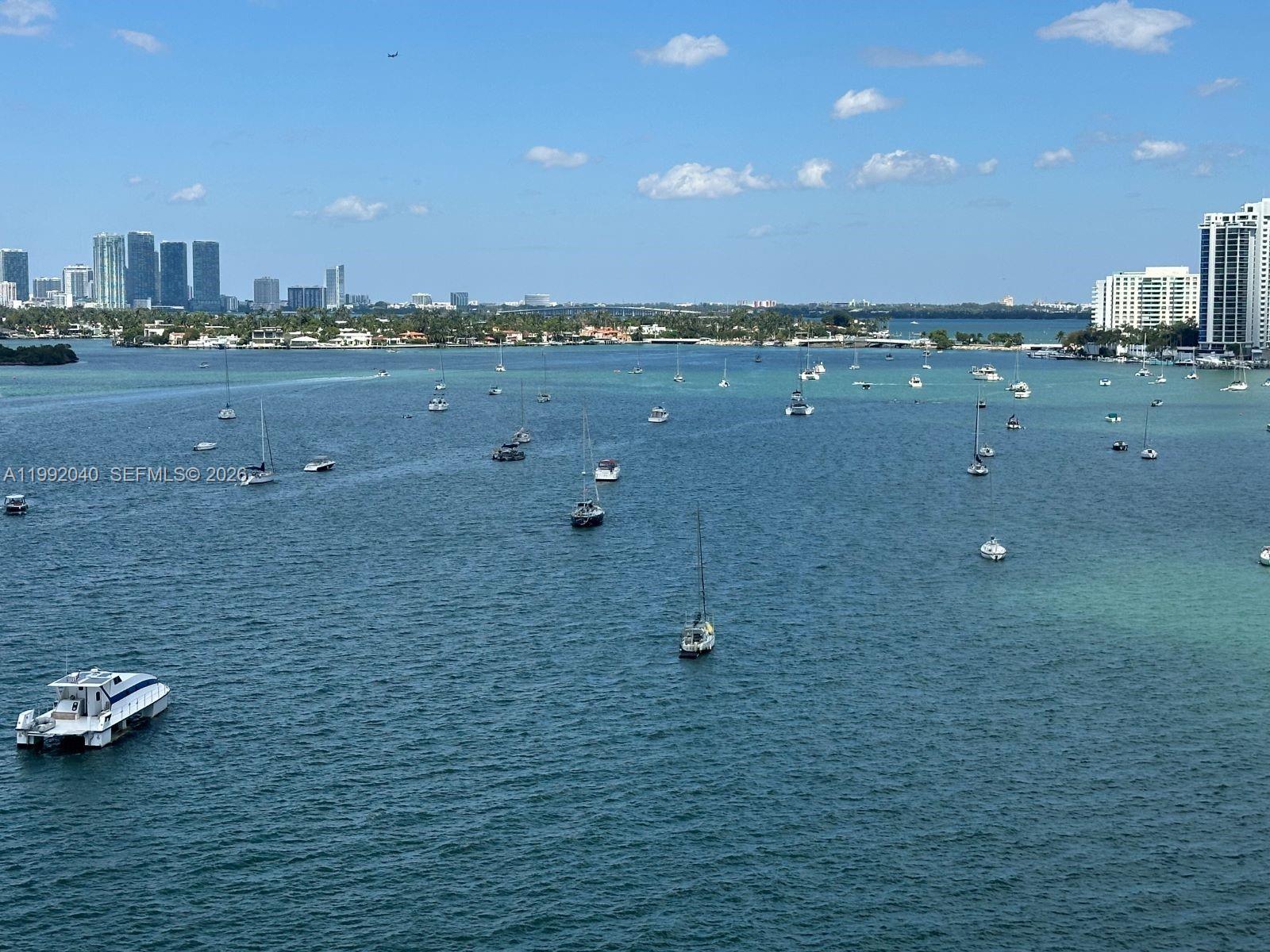 image Mirador 1000 (South Tower)30