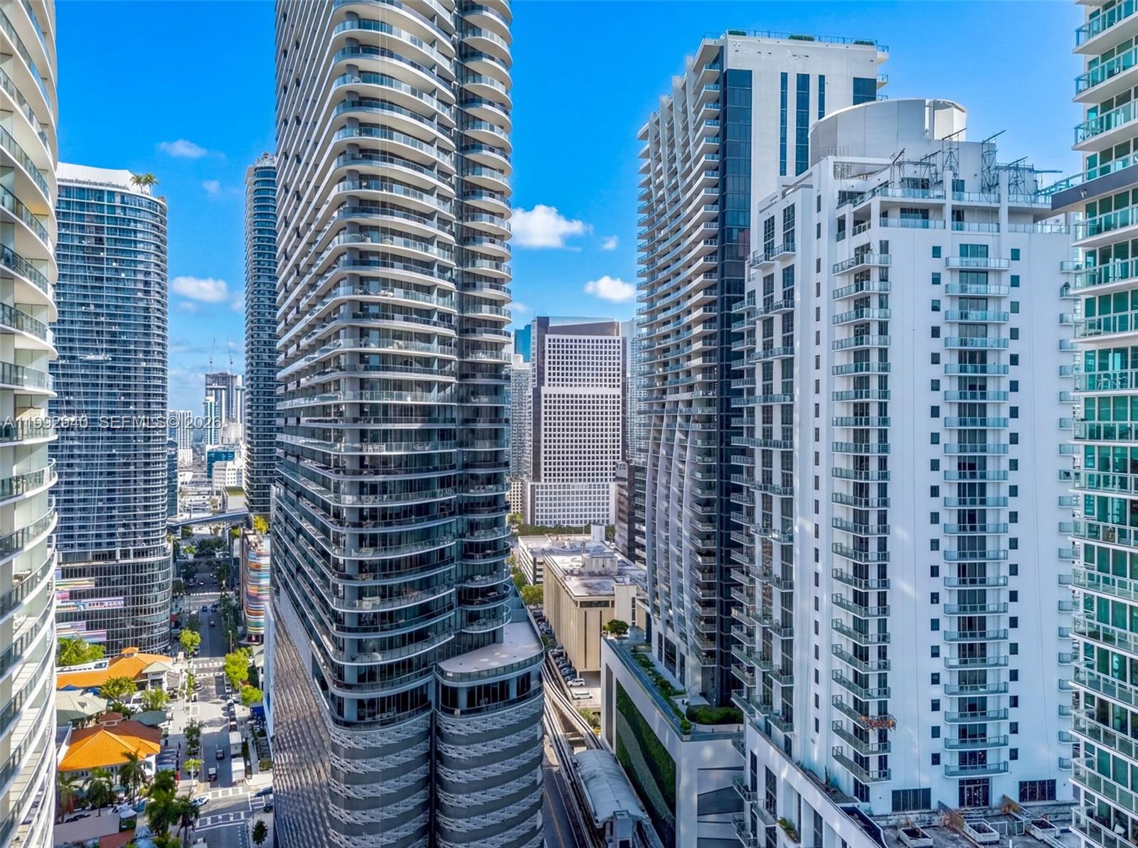 image 1060 Brickell - 105025