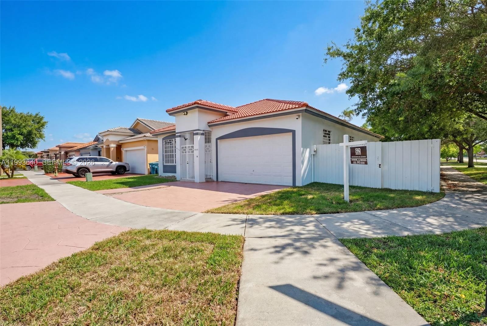 8852 NW 147th Ln Miami Lakes, FL 33018