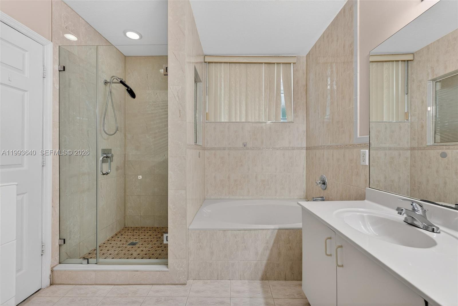 8852 NW 147th Ln Miami Lakes, FL 33018