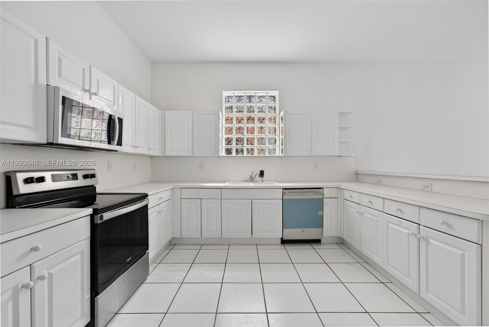 8852 NW 147th Ln Miami Lakes, FL 33018