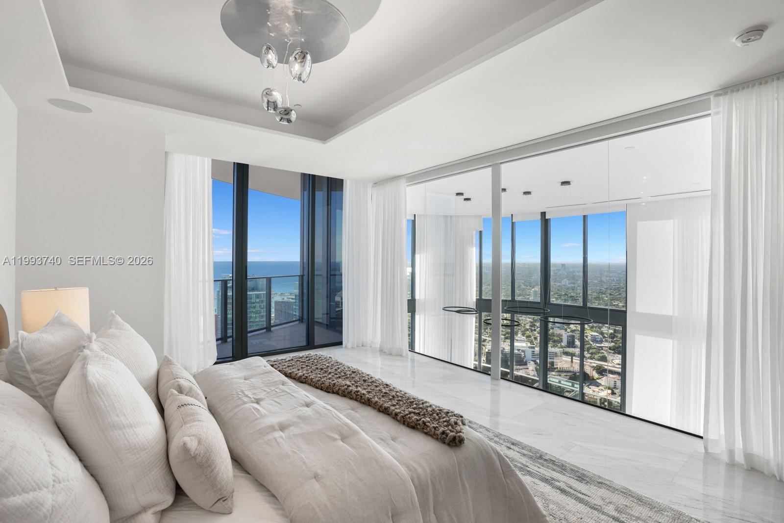 1000 Brickell Plz #UPH6202 Miami, FL 33131