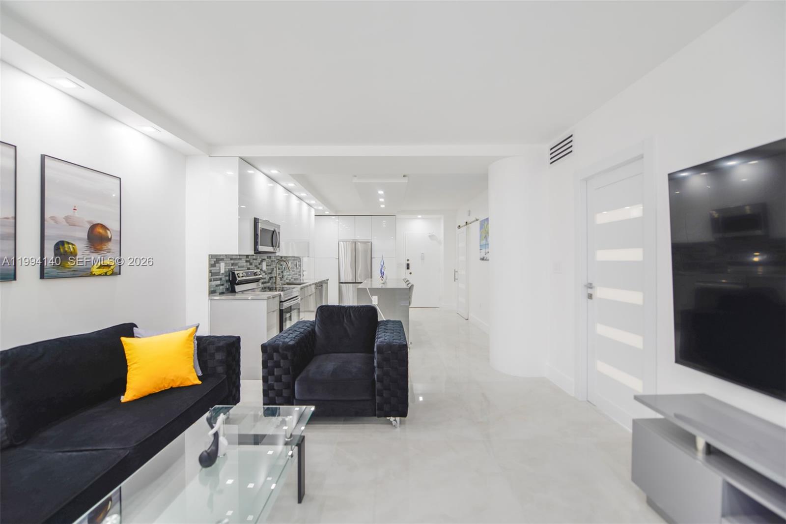 1980 S Ocean Dr #20K Hallandale Beach, FL 33009