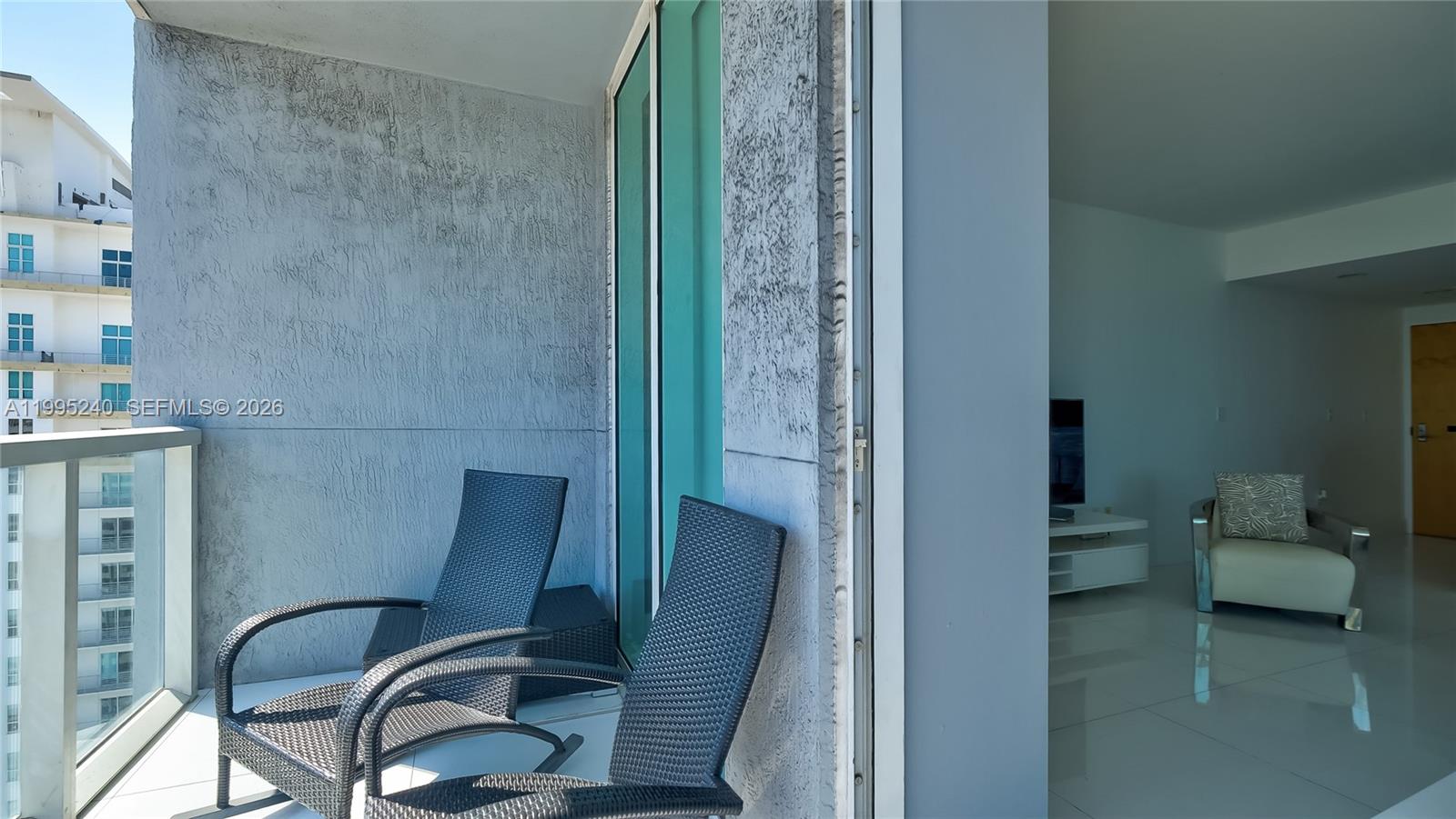 253 NE 2nd St #3509 Miami, FL 33132