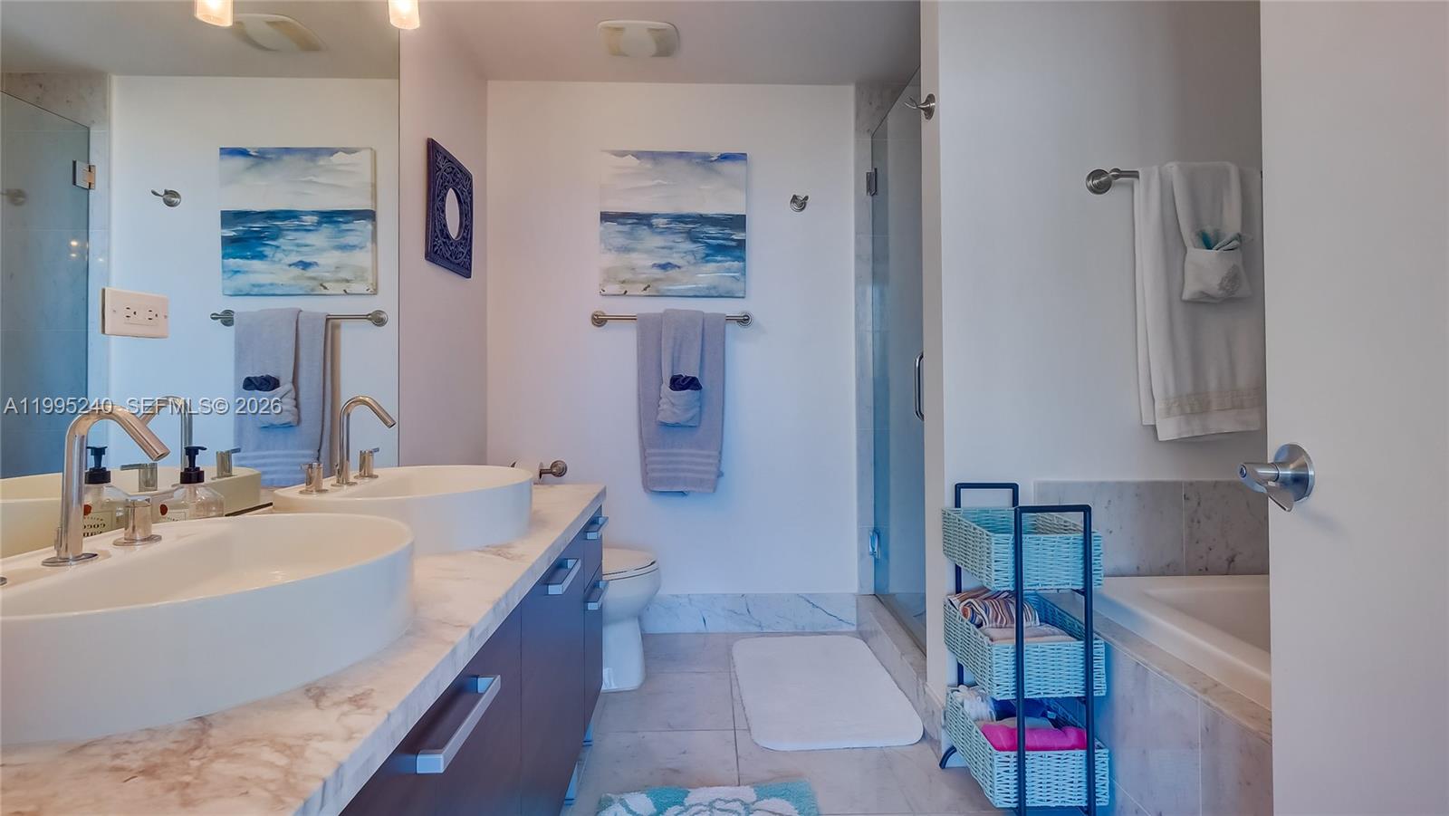 253 NE 2nd St #3509 Miami, FL 33132