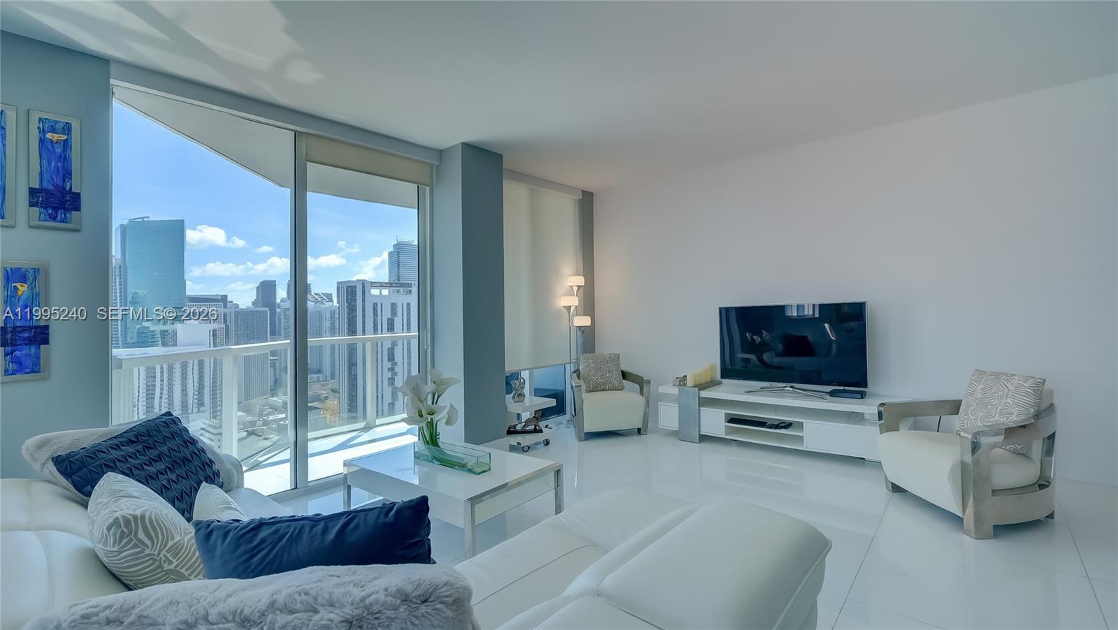 253 NE 2nd St #3509 Miami, FL 33132