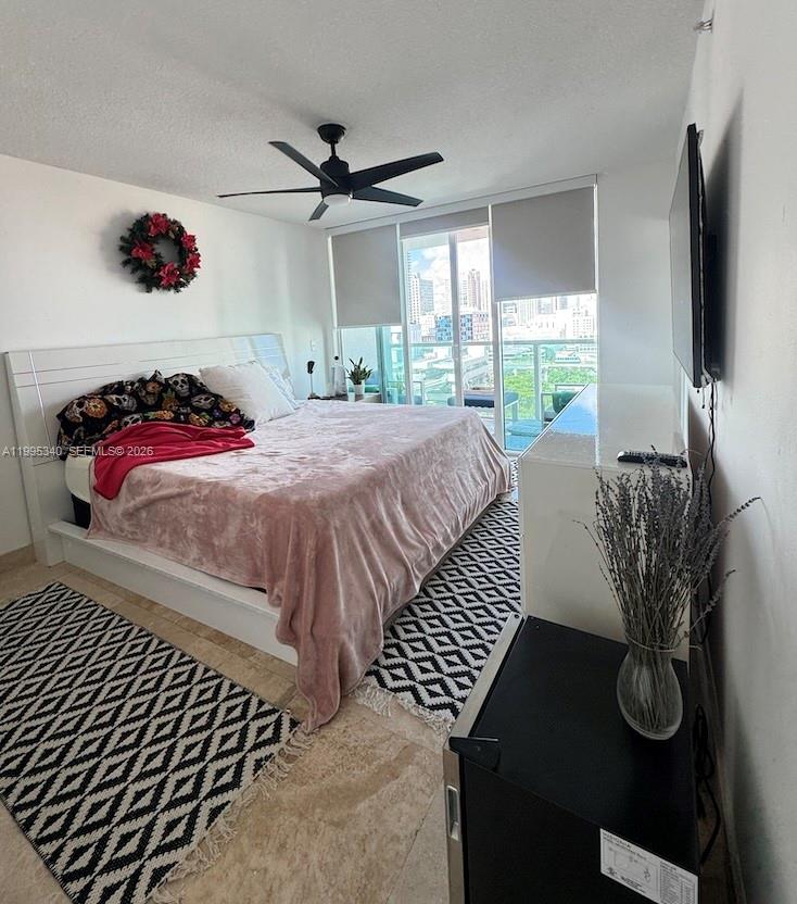 image Brickell on the River North9