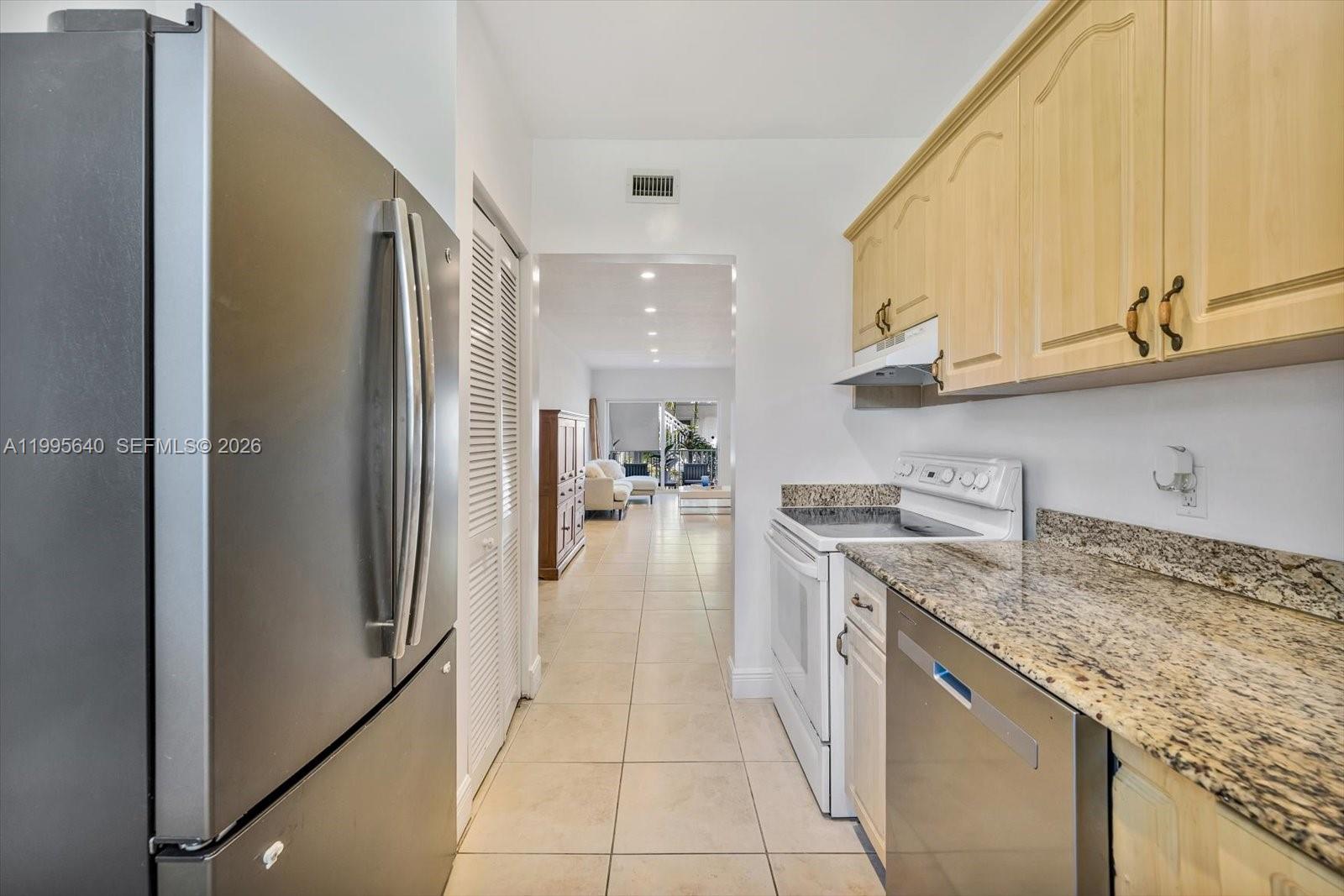 9260 Bay Hbr Ter #3 Bay Harbor Islands, FL 33154