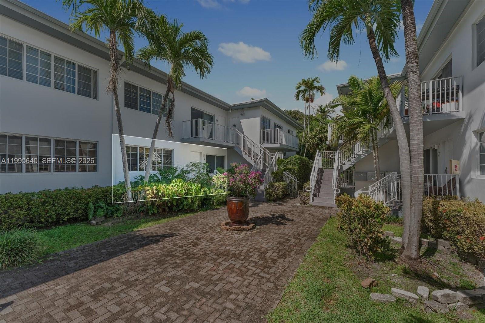 9260 Bay Hbr Ter #3 Bay Harbor Islands, FL 33154