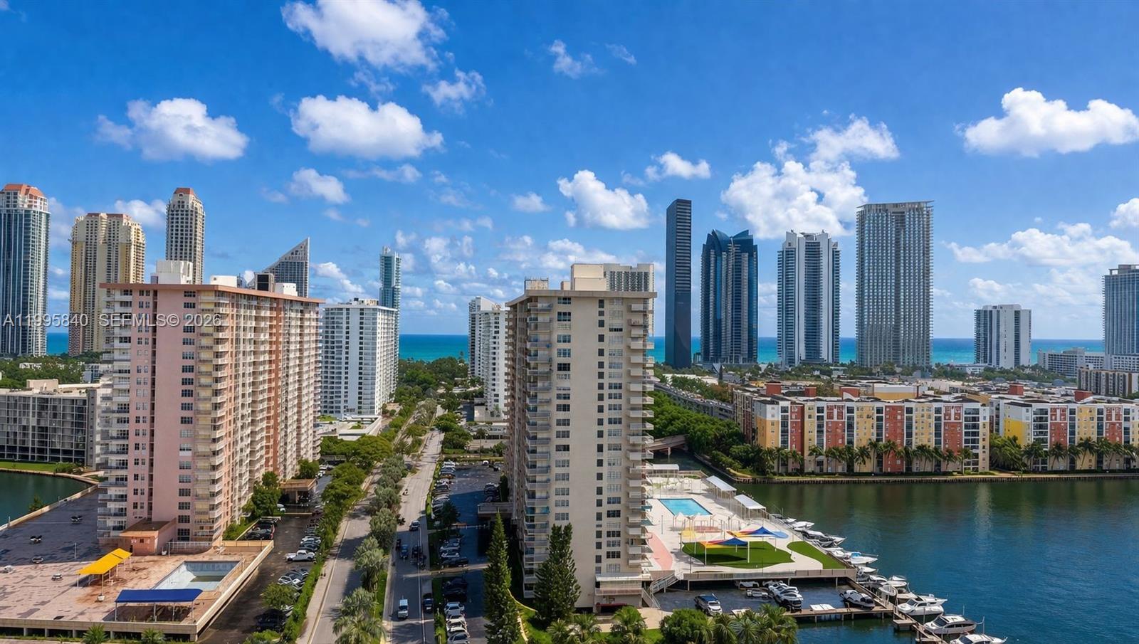 image Winston Towers 7002
