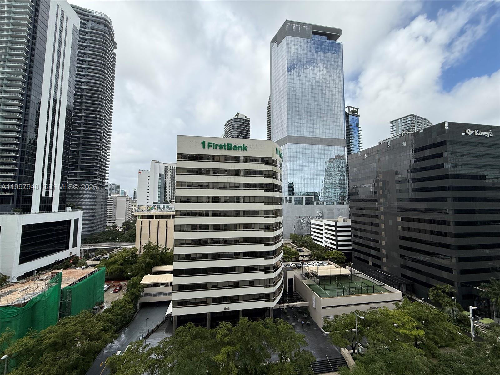 image The Plaza on Brickell West14