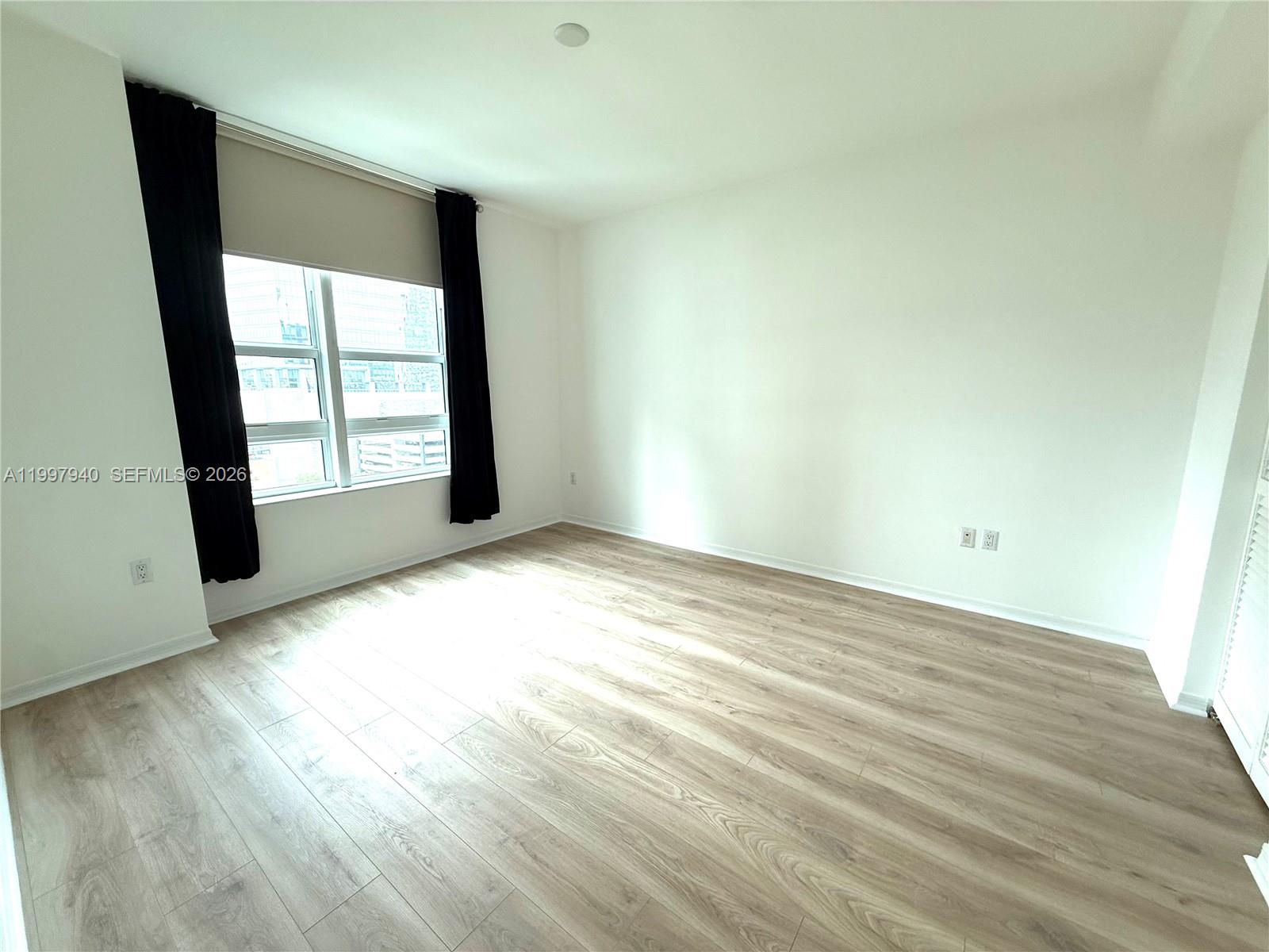 image The Plaza on Brickell West5