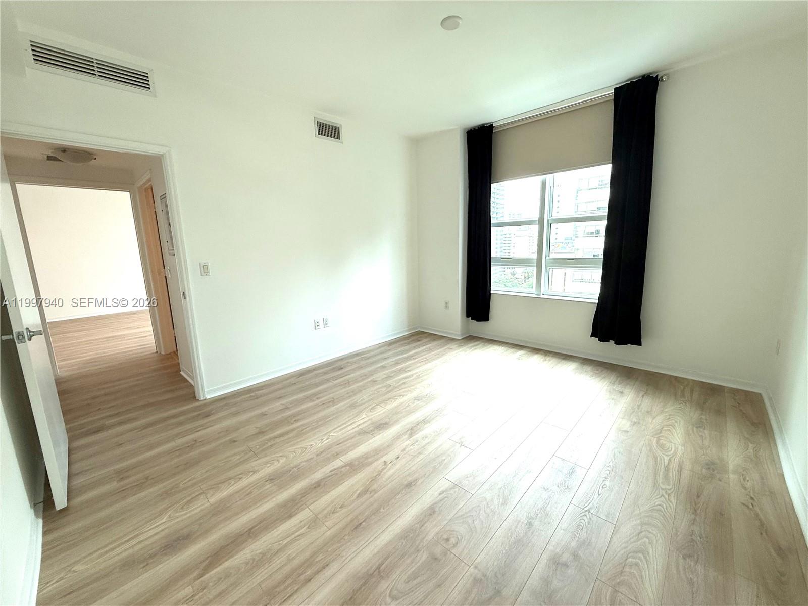 image The Plaza on Brickell West8