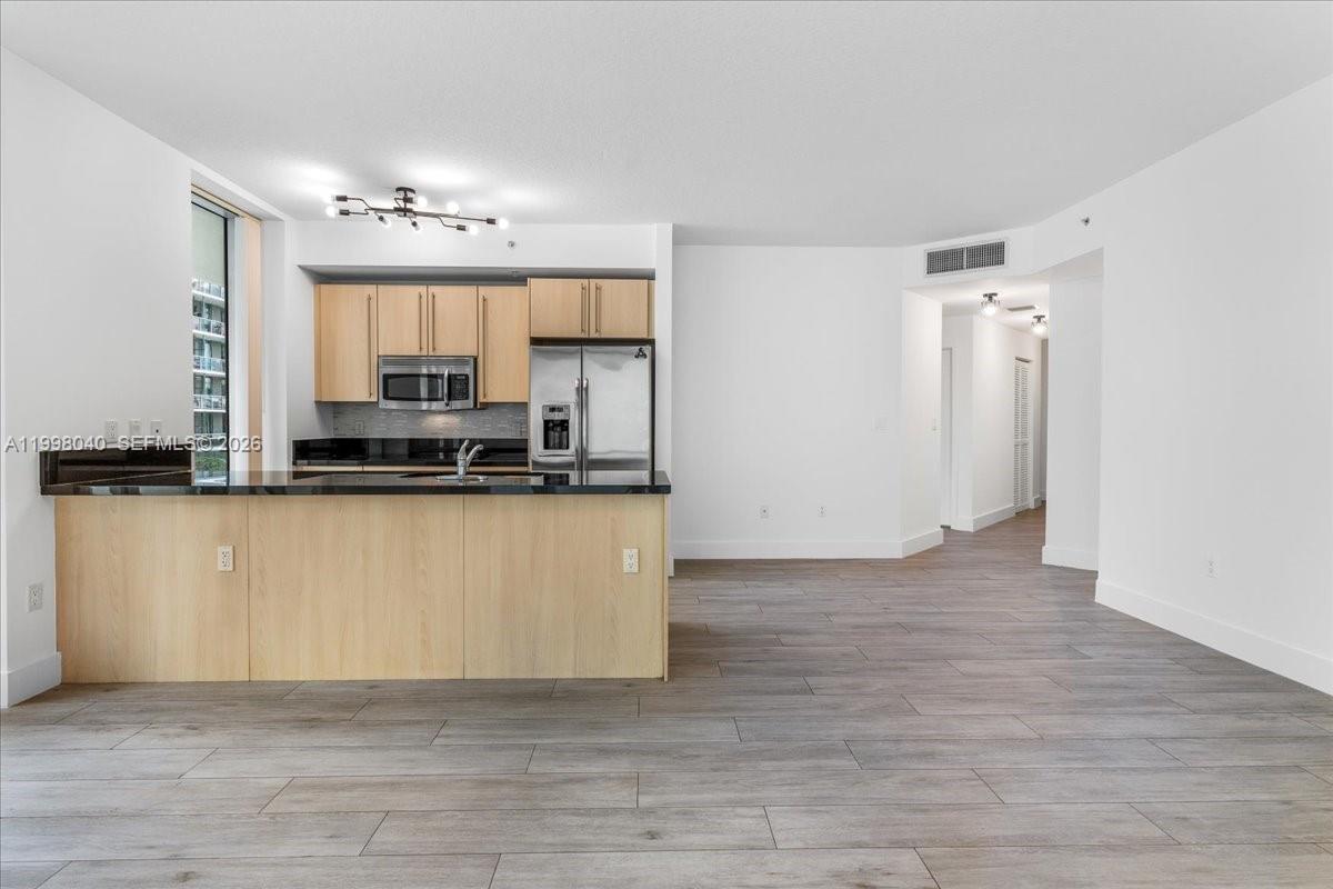 image Axis on Brickell North4
