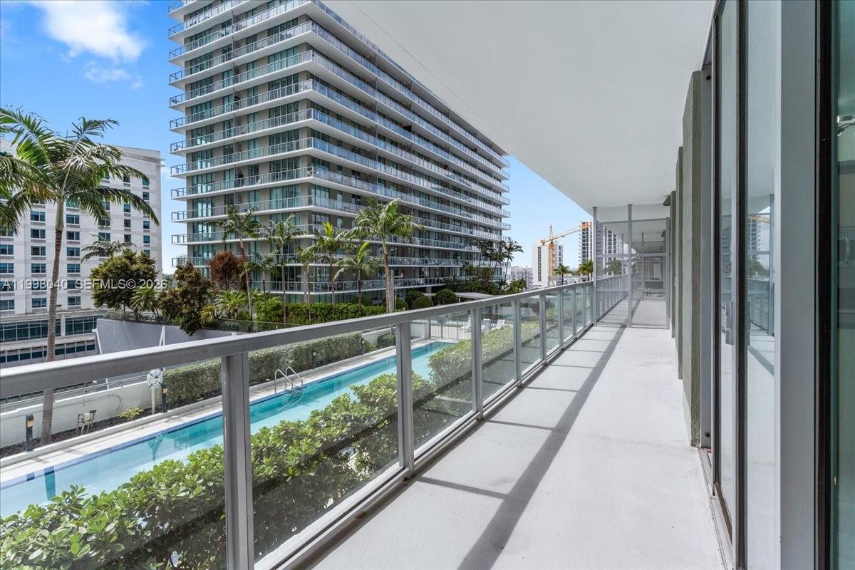 image Axis on Brickell North6