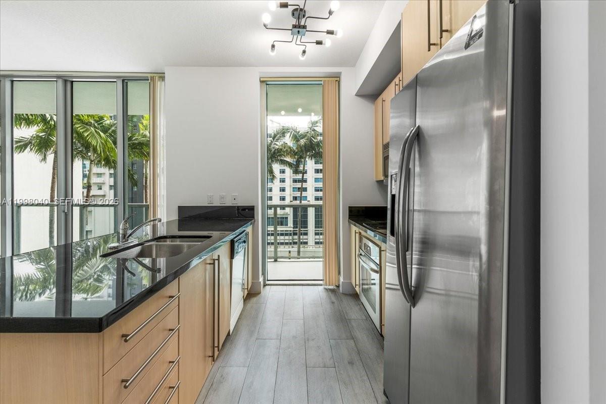 image Axis on Brickell North7