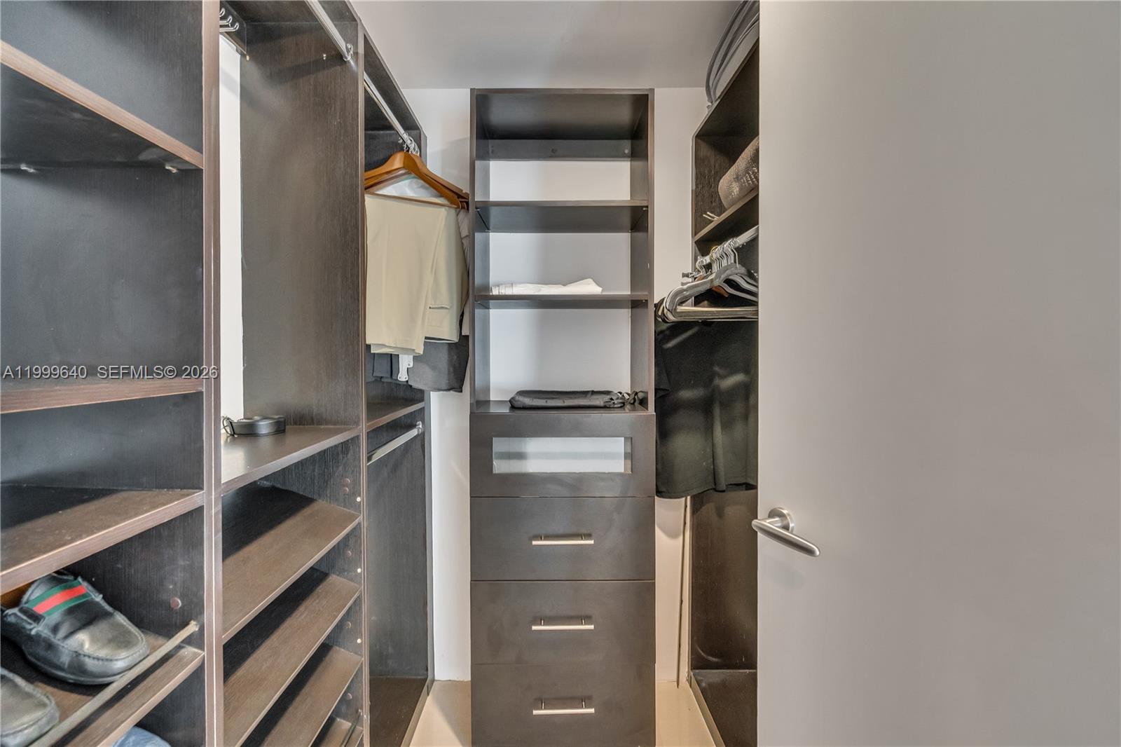 image Epic Residences10